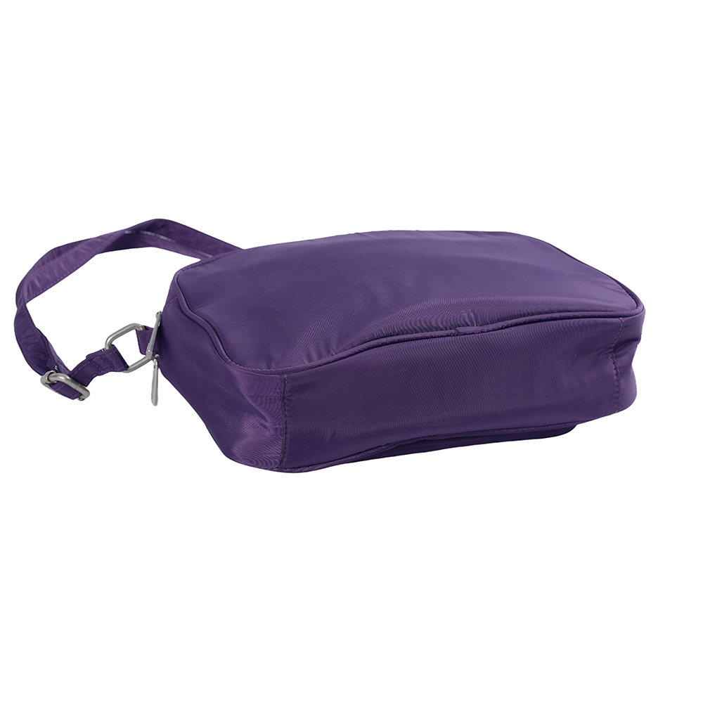 fabrikktilpasset design justerbar stropp unsex crossbody-veske kvadratisk metalltilbehør dekorasjon